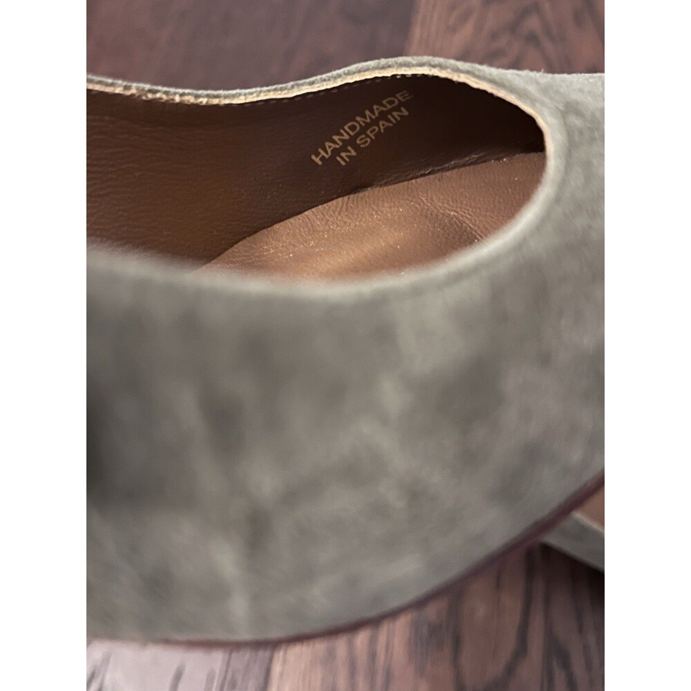 NWOT Margaux The Heel Olive Green Suede Low Pumps Size 37.5 Wide - Picture 10 of 11